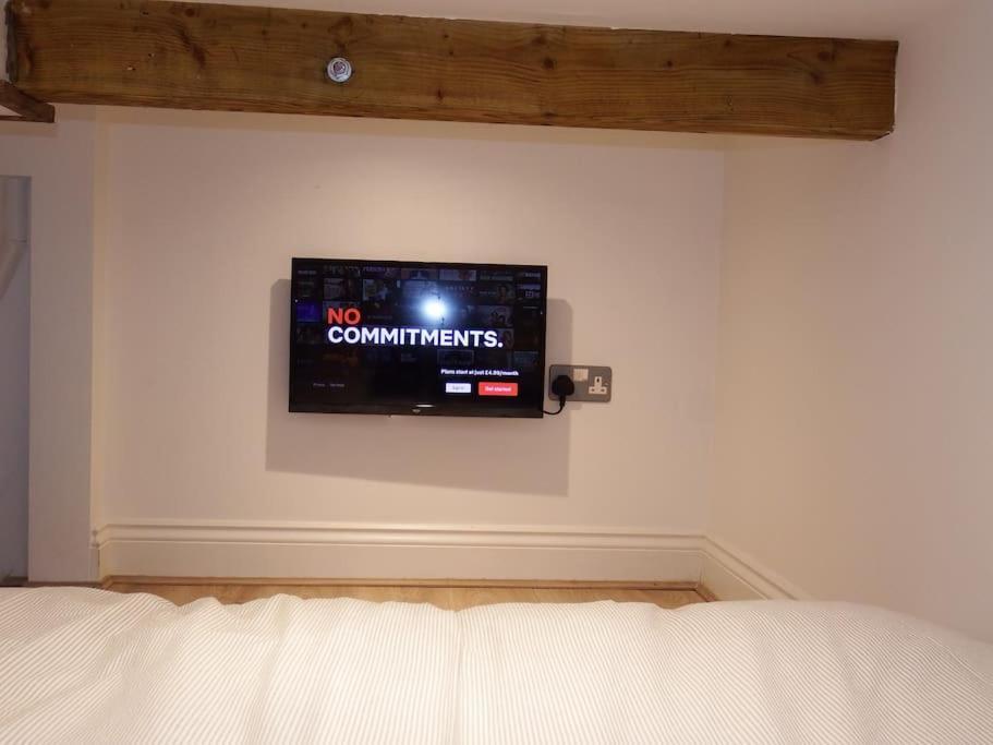Newly Renovated Stunning Warehouse * Bornemouth